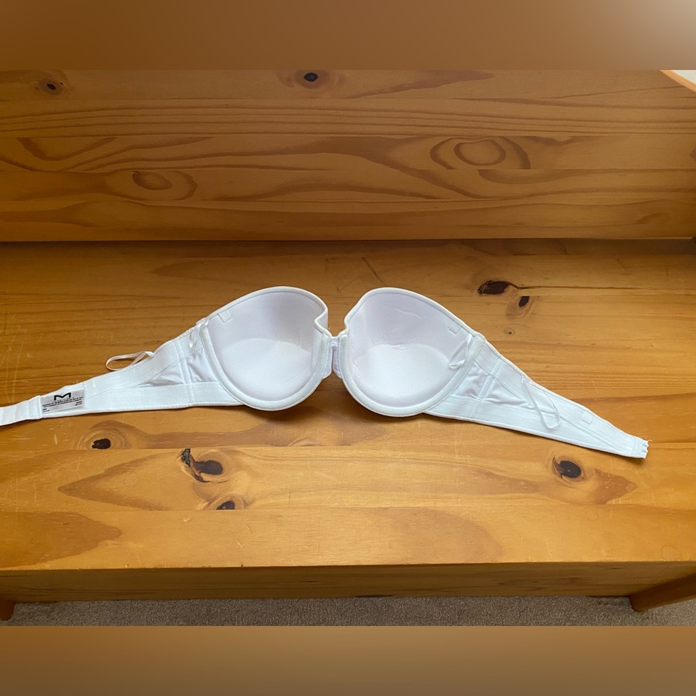 Strapless Bra - Picture 2 of 5